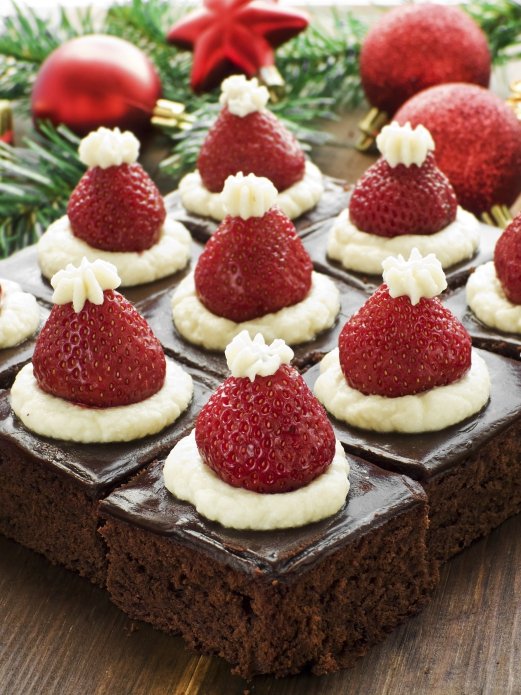 Santa Parade Strawberries brownie