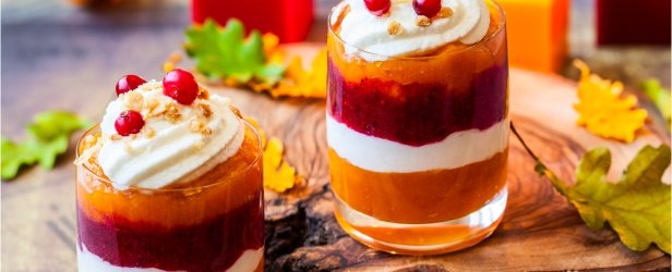 pumpkin-pie-mousse-cranberry-parfait-link