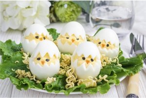 Chicken & Egg carving for Easter-inset